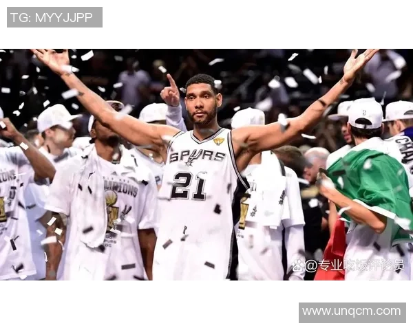 热火与马刺总决赛第四场激战回顾球员表现与战术分析